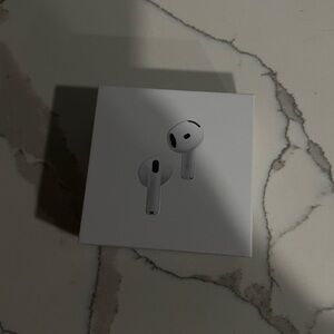 Apple White Earbud Headphones